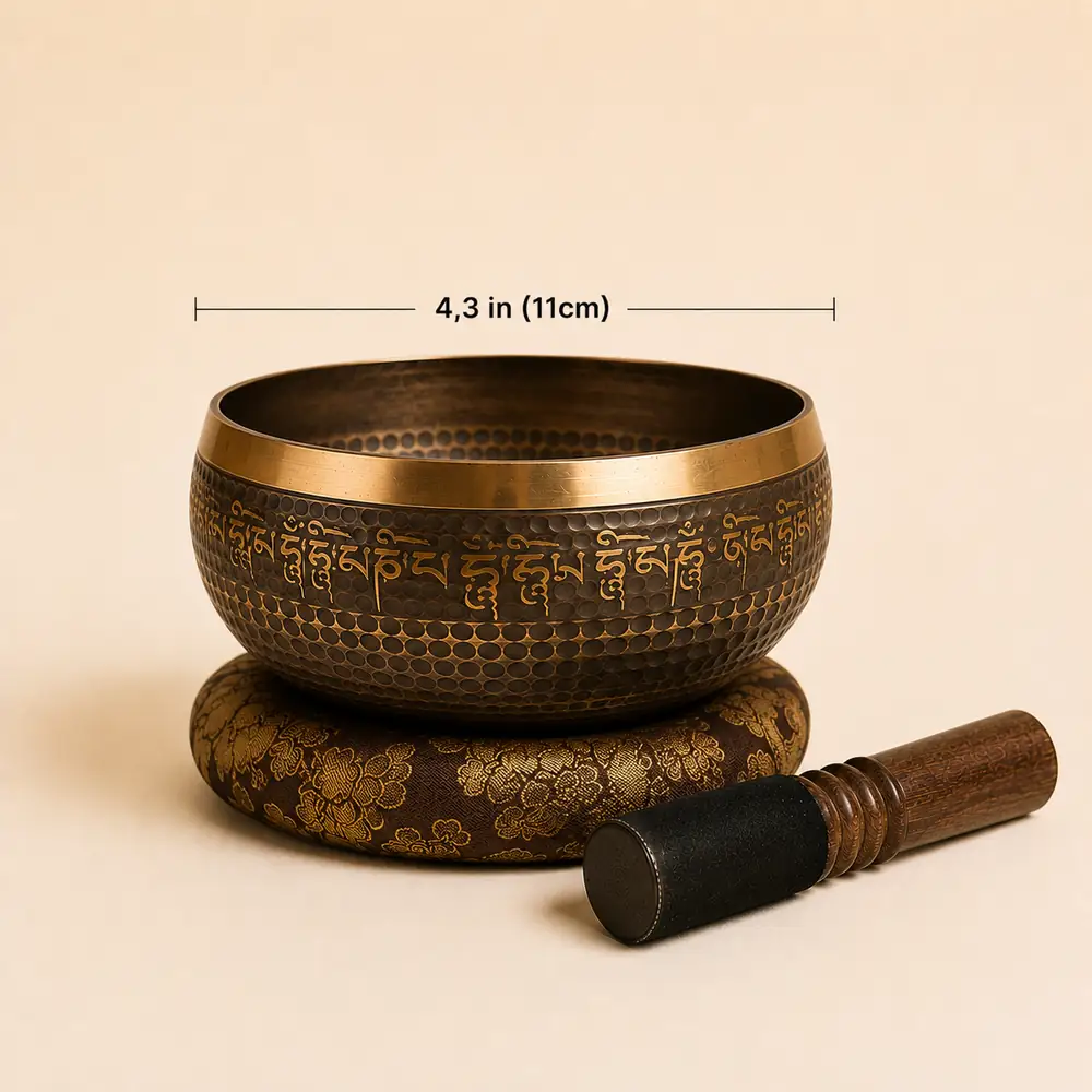 4.3 in — Bowl with leather mallet and cushion